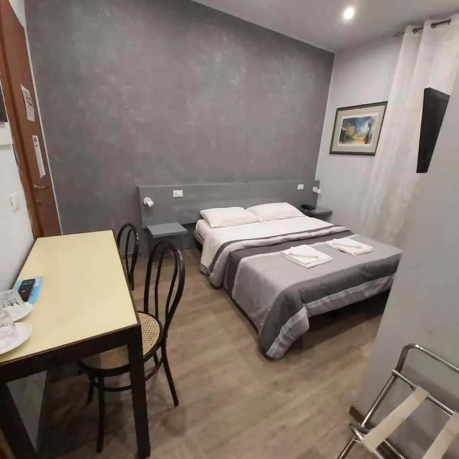 Hotel Convertini Milánó 2*,  Olaszország